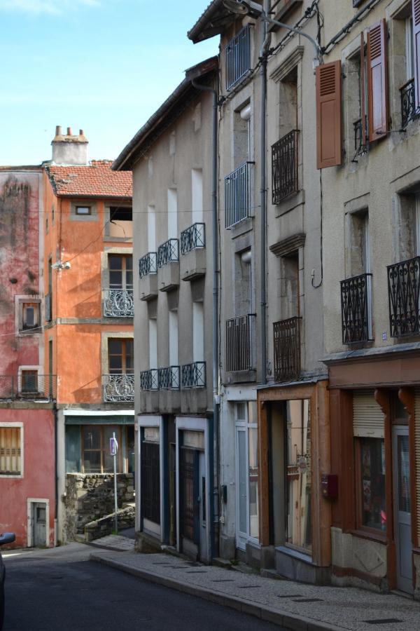 File Dans Ta Chambre ! Le Monastier sur Gazeille Luaran gambar