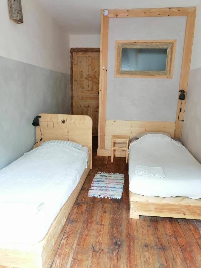 File Dans Ta Chambre ! Le Monastier sur Gazeille Luaran gambar