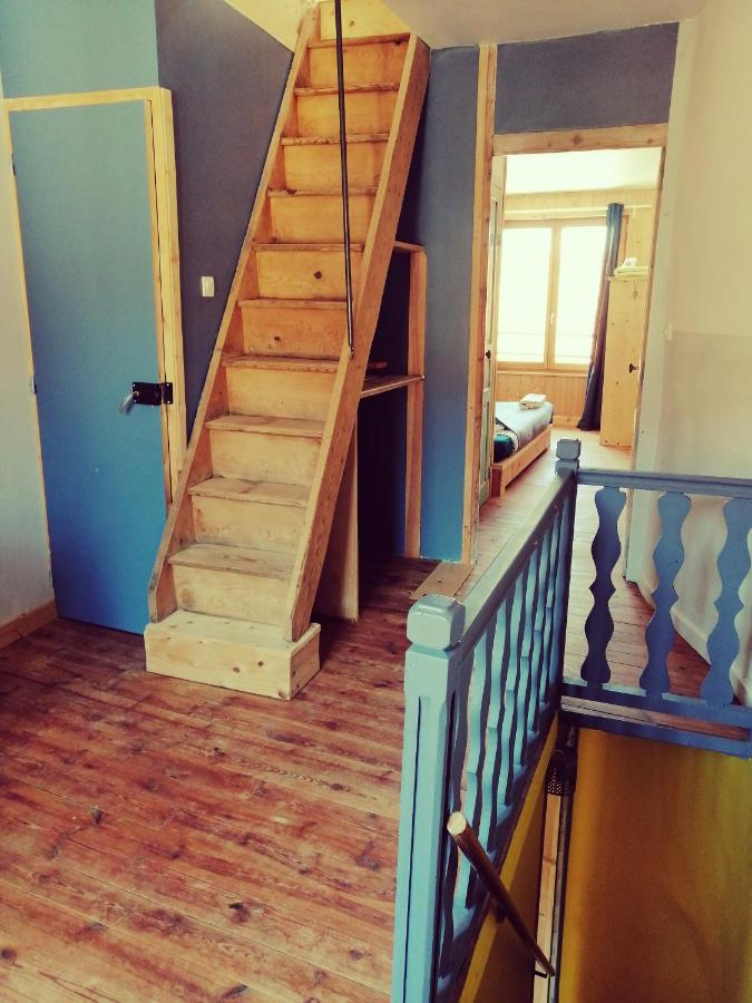 File Dans Ta Chambre ! Le Monastier sur Gazeille Luaran gambar