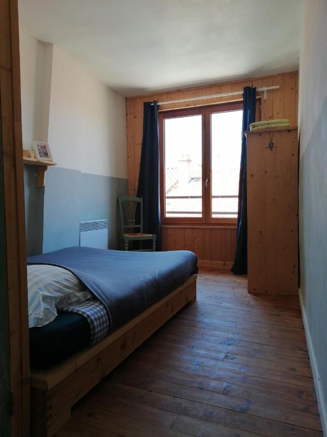 File Dans Ta Chambre ! Le Monastier sur Gazeille Luaran gambar