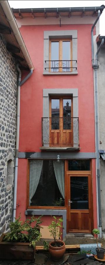File Dans Ta Chambre ! Le Monastier sur Gazeille Luaran gambar
