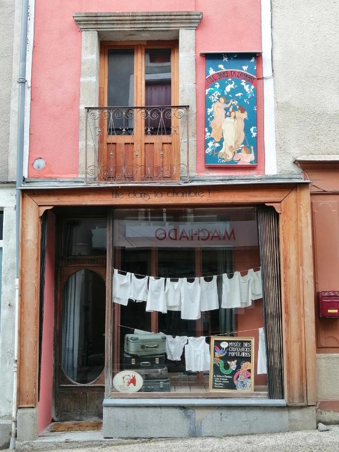 File Dans Ta Chambre ! Le Monastier sur Gazeille Luaran gambar